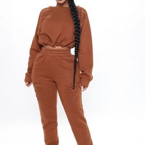 Mocha distressed set